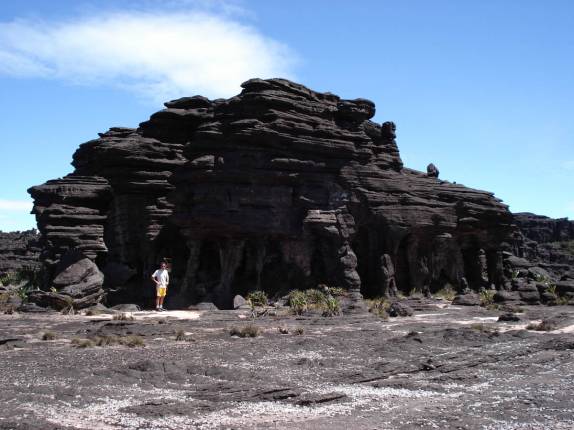 Curiosas formações rochosas no topo do Monte Roraima, na  Venezuela, em 2007